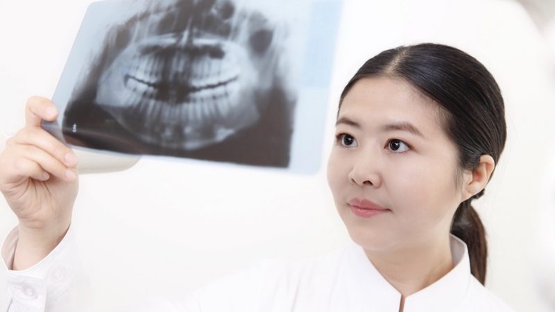 种植牙术后海鲜可否食用？揭秘术后饮食注意事项**